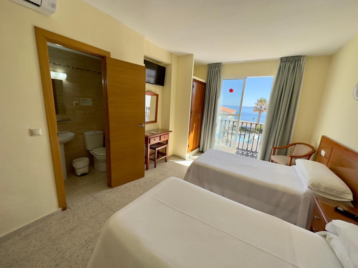 טורמולינוס Hotel Cabello מראה חיצוני תמונה