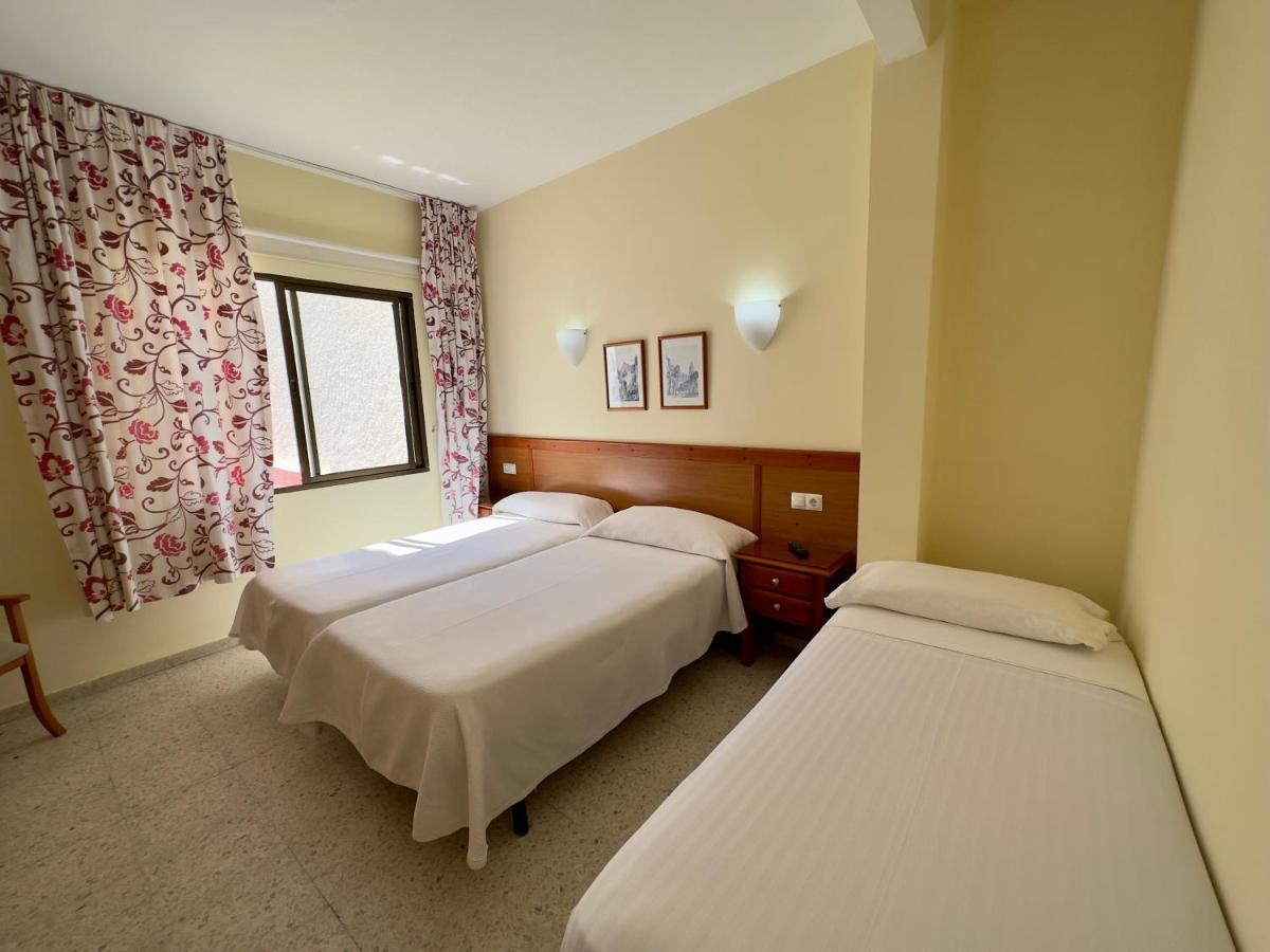 טורמולינוס Hotel Cabello מראה חיצוני תמונה