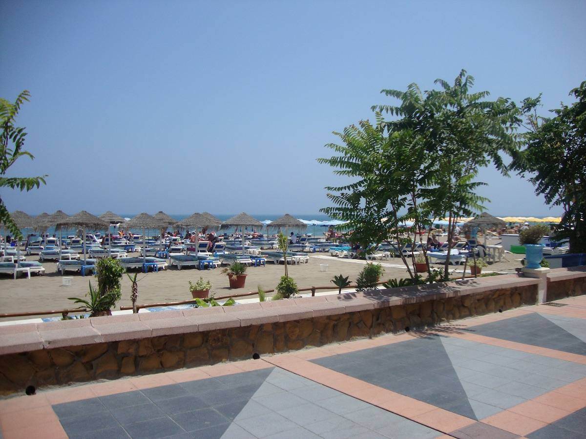 טורמולינוס Hotel Cabello מראה חיצוני תמונה