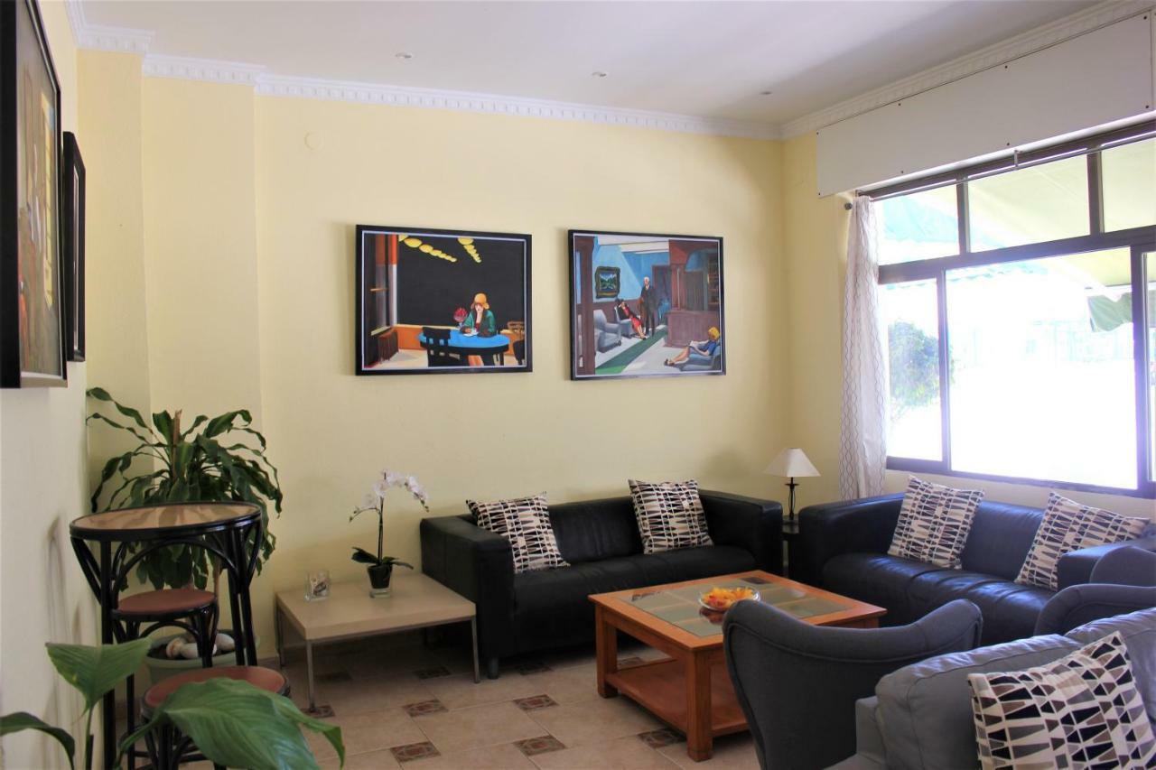 טורמולינוס Hotel Cabello מראה חיצוני תמונה